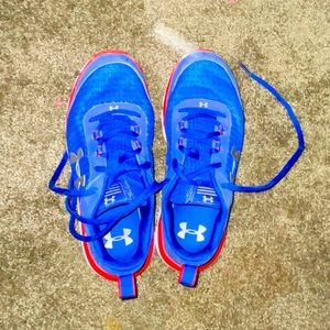 Boys under armor sneakers
